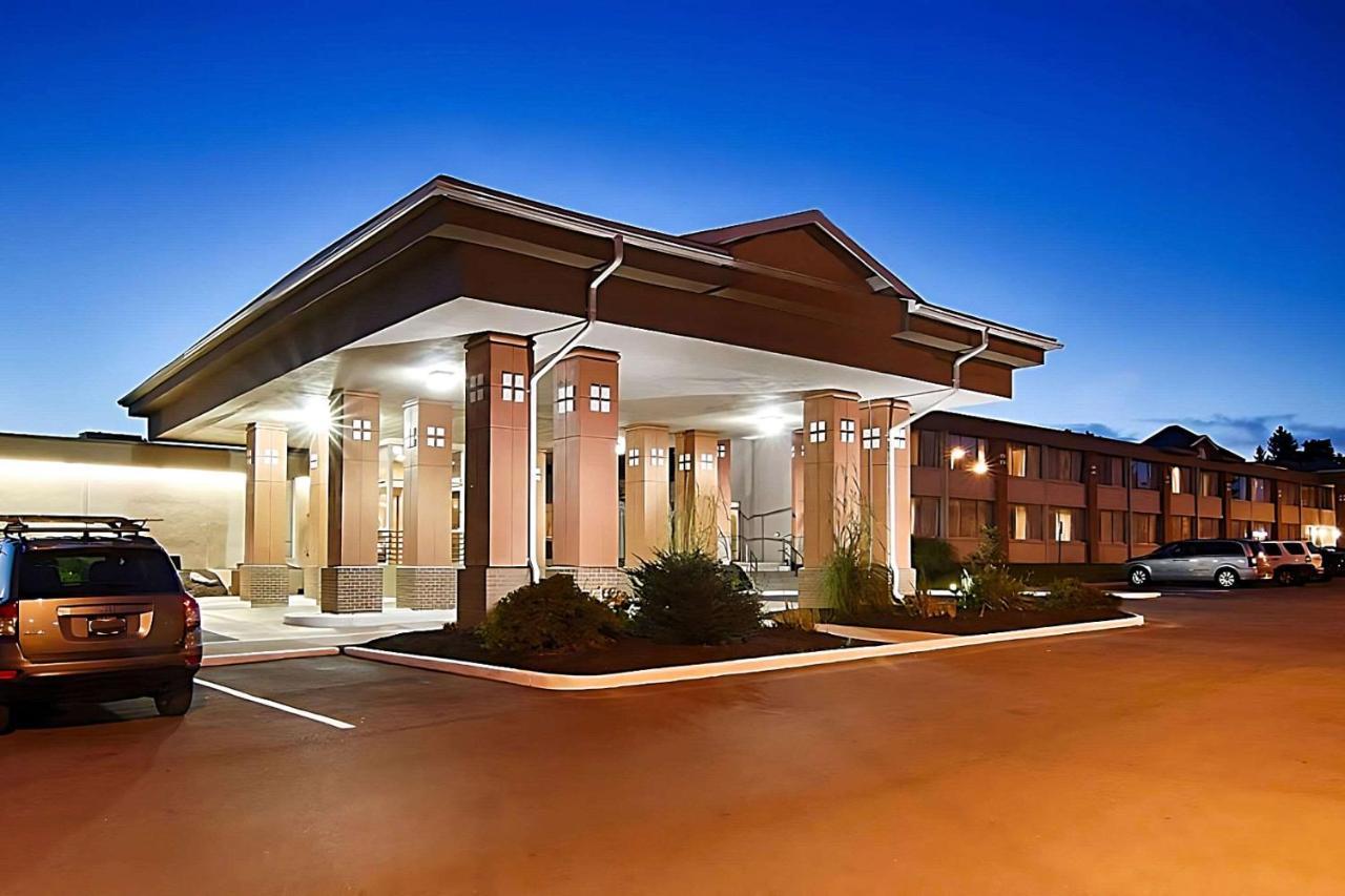 Quality Inn & Suites East Syracuse - Carrier Circle Esterno foto
