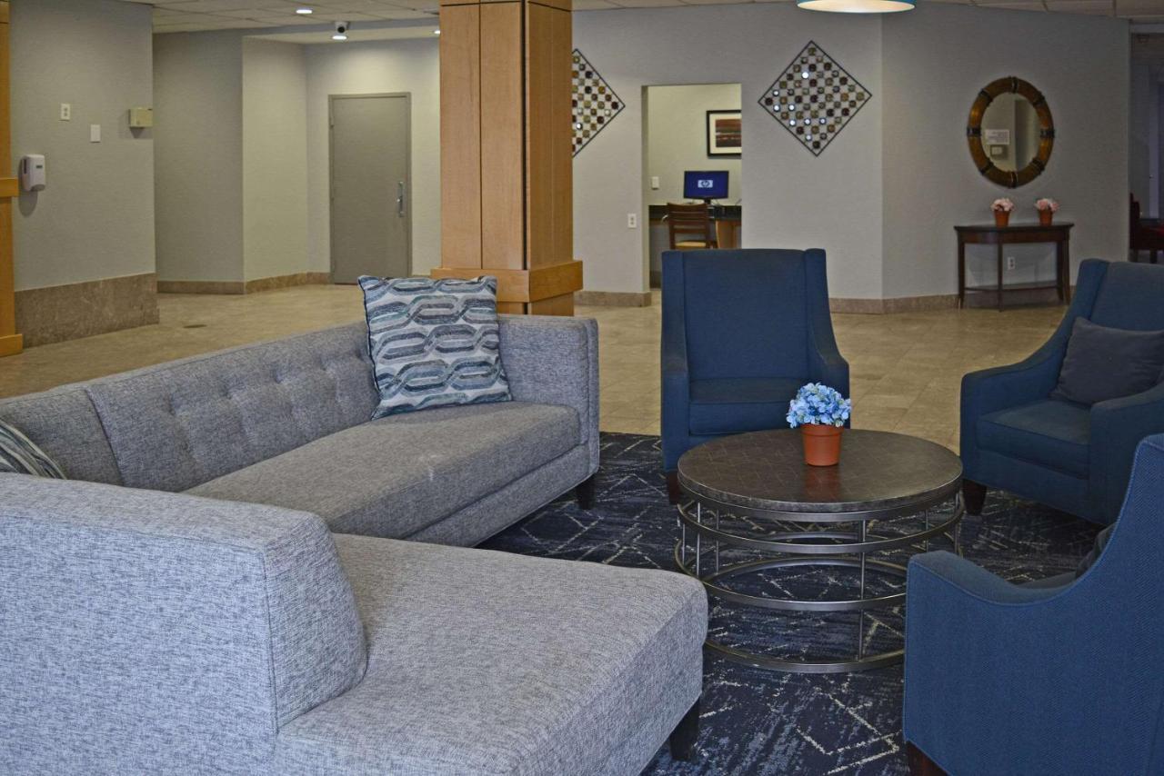 Quality Inn & Suites East Syracuse - Carrier Circle Esterno foto